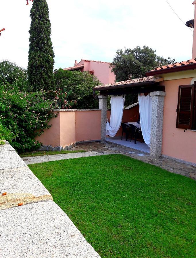 Villetta A San Teodoro In Zona Tranquilla Exteriér fotografie